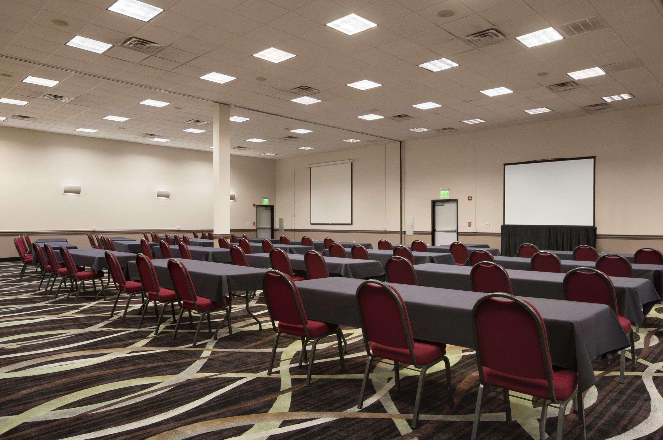 מלון ראונד רוק Wingate By Wyndham And Williamson Conference Center מראה חיצוני תמונה